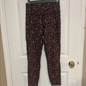 Jessica Simpson M Ditzy Floral Leggings